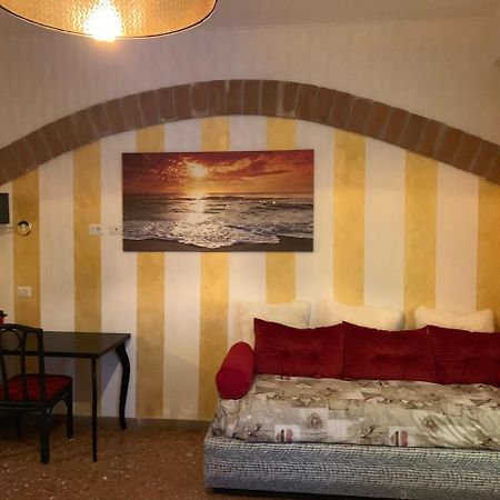Bed and Breakfast Fiumicinoa57 Екстер'єр фото